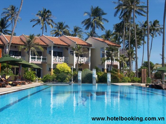 Khách sạn Hoàng Triều Mũi Né