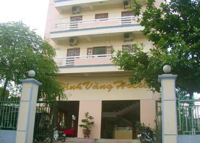 Khách Sạn Đỉnh Vàng
