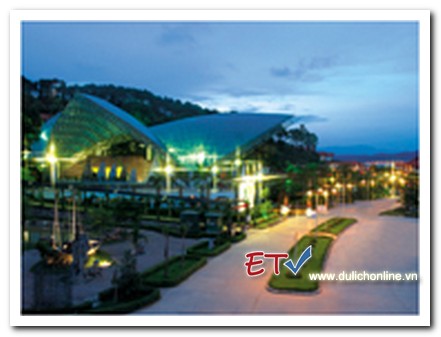 Tuần Châu Island Resort