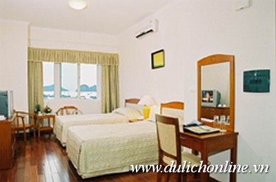 Khách sạn Nam Phương Cát Bà