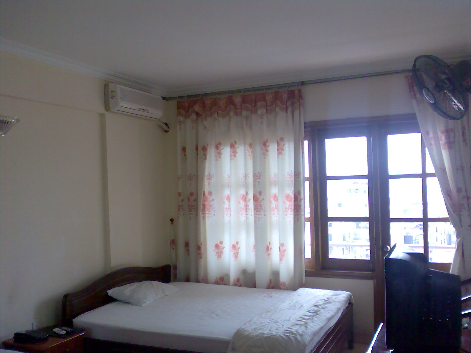Khách sạn Hiệp Dũng, Hạ Long